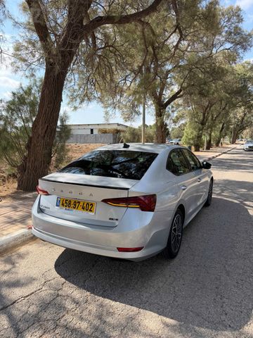 סקודה אוקטביה
