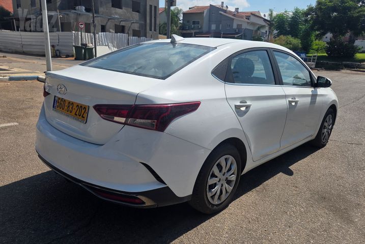 יונדאי אקסנט i25