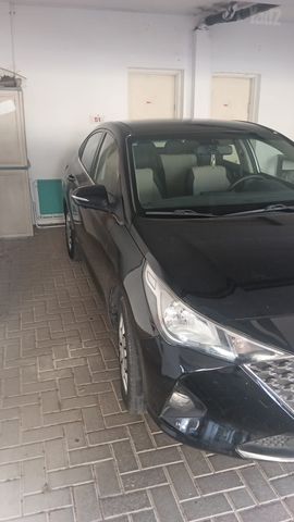 יונדאי אקסנט i25