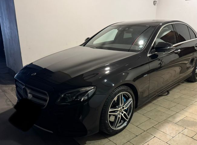 מודעת רכב מרצדס-בנץ E-class