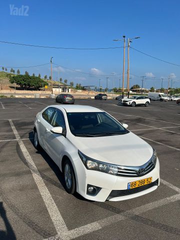 טויוטה קורולה