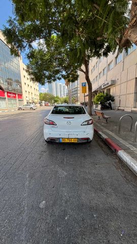 מאזדה 3