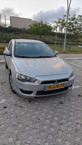 מיצובישי לנסר