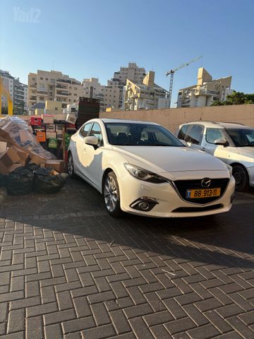 מאזדה 3