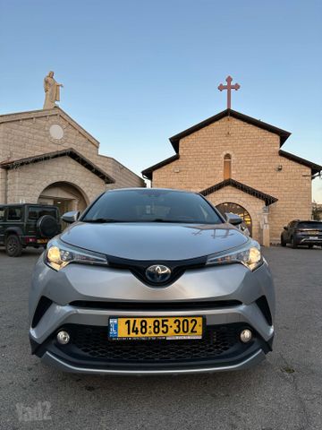 טויוטה C-HR
