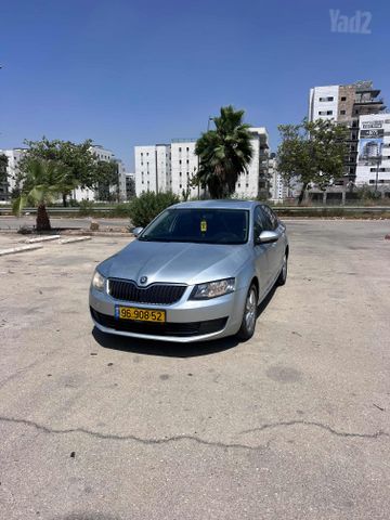 סקודה אוקטביה
