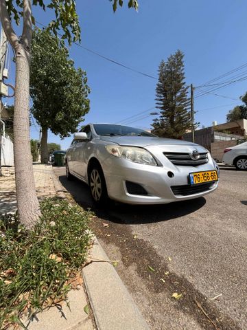 טויוטה קורולה