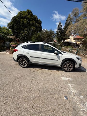 מודעת רכב סובארו XV