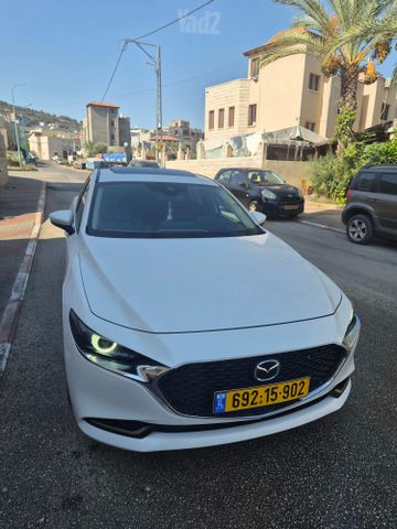מאזדה 3