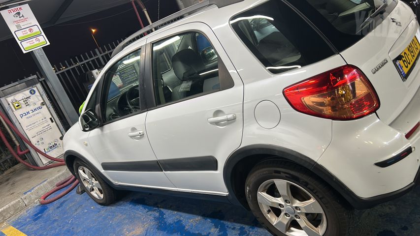 סוזוקי SX4