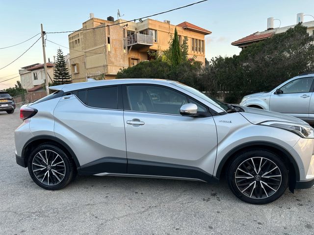 טויוטה C-HR