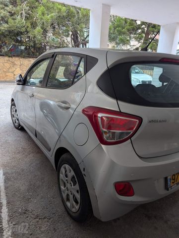 יונדאי i10
