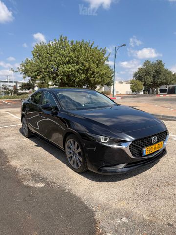 מודעת רכב מאזדה 3