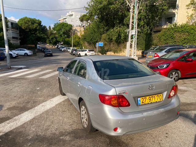 טויוטה קורולה