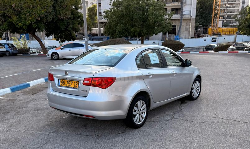 אם ג'י 350