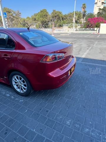 מיצובישי לנסר