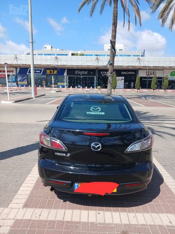 מאזדה 3