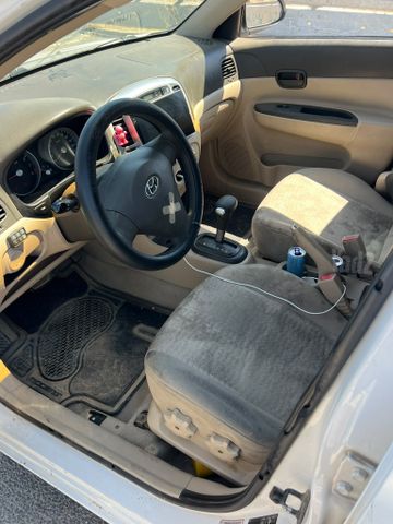 יונדאי אקסנט i25