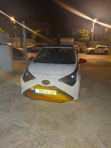 מודעת רכב טויוטה אייגו