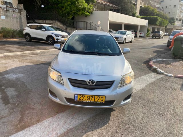 טויוטה קורולה