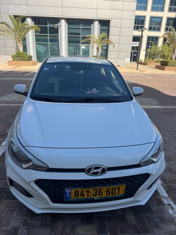 יונדאי i20