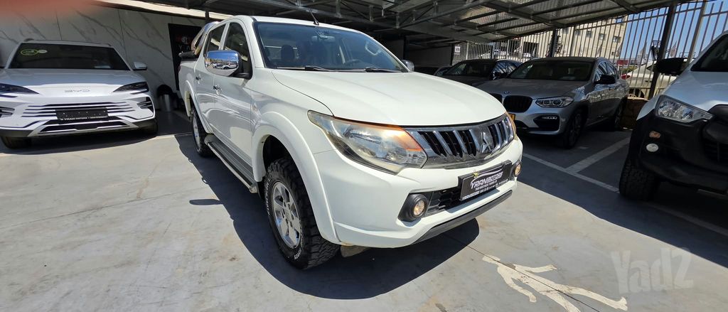 מיצובישי טרייטון / L200