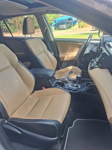 טויוטה RAV4