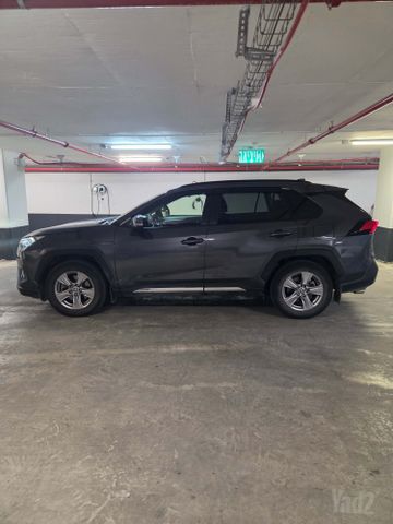 מודעת רכב טויוטה RAV4