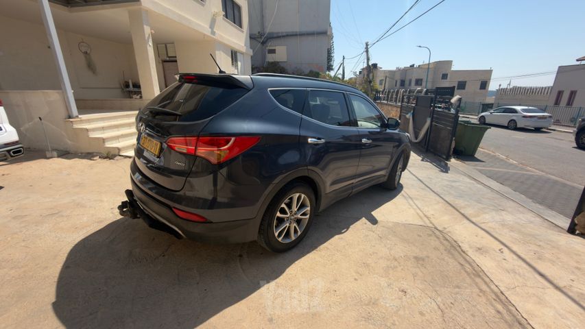 יונדאי סנטה פה