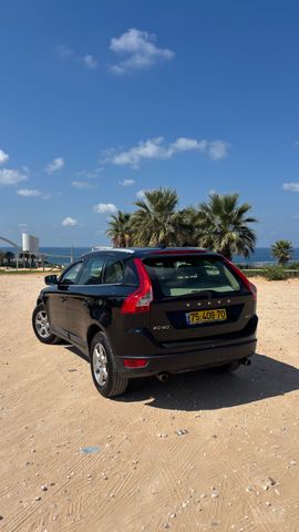 וולוו XC60
