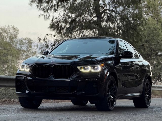 ב מ וו X6