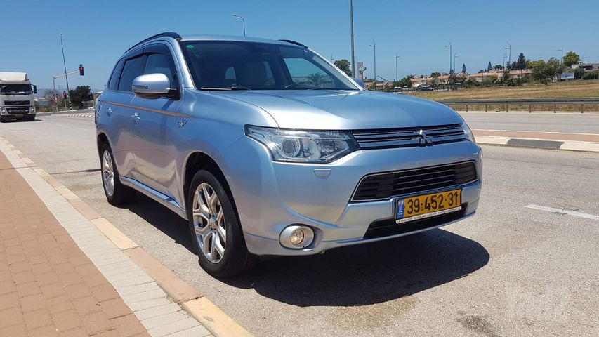 מודעת רכב מיצובישי אאוטלנדר