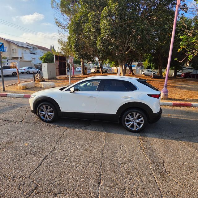 מאזדה CX-30