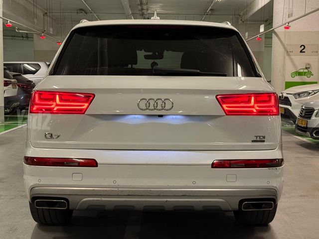 אאודי Q7