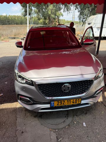 אם ג'י EHS PHEV
