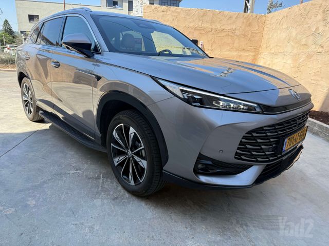 מודעת רכב אם ג'י EHS PHEV