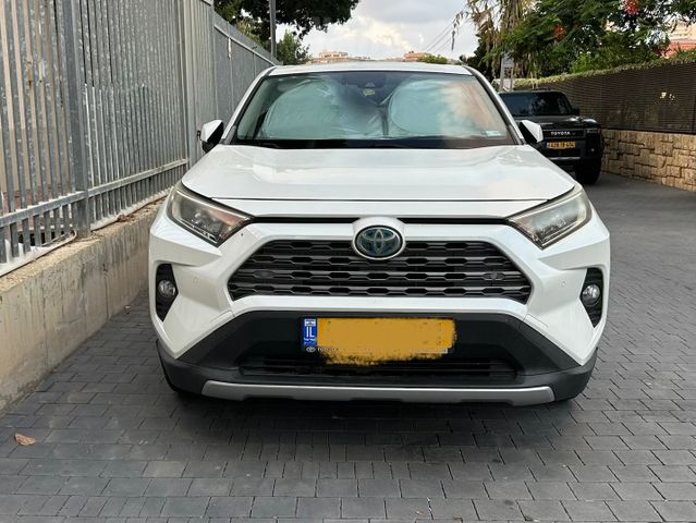 מודעת רכב טויוטה RAV4