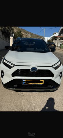 מודעת רכב טויוטה RAV4