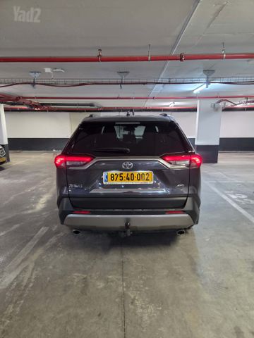 טויוטה RAV4