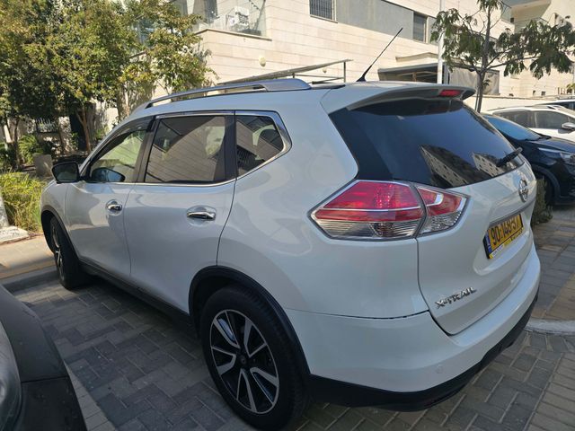 ניסאן אקס טרייל