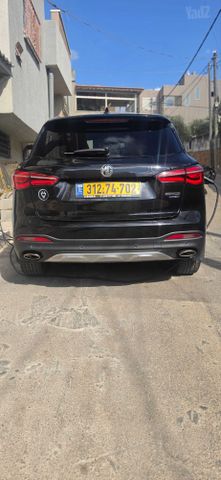 אם ג'י EHS PHEV