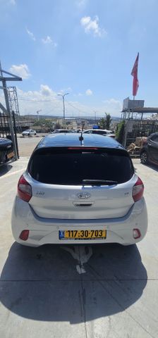 יונדאי i10