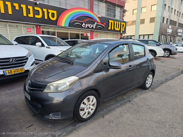 מודעת רכב טויוטה יאריס