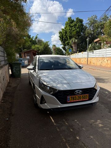 יונדאי i20