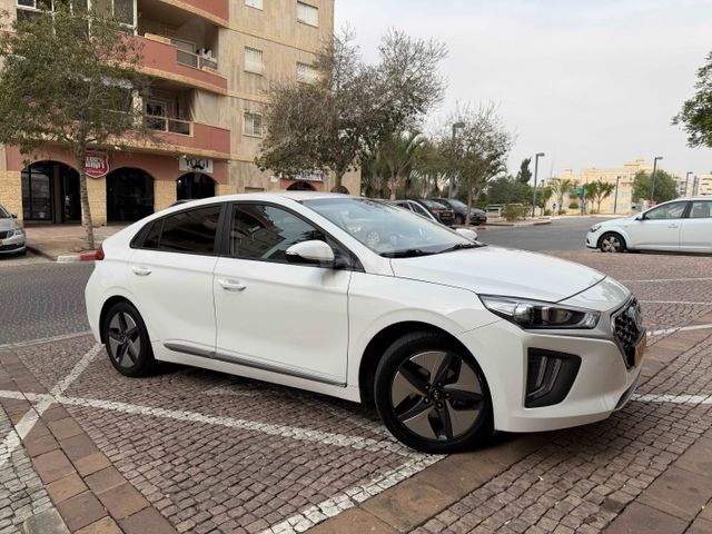 מודעת רכב יונדאי איוניק