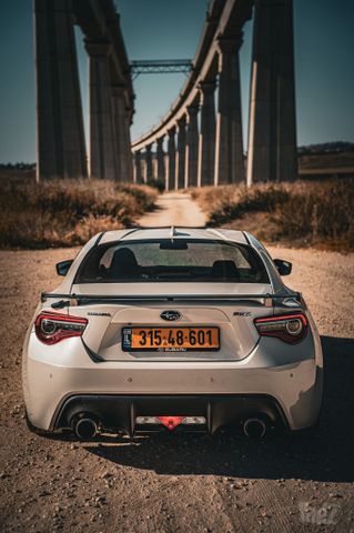 סובארו BRZ