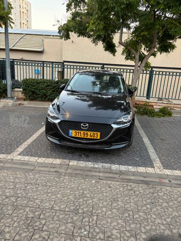 מודעת רכב מאזדה 2
