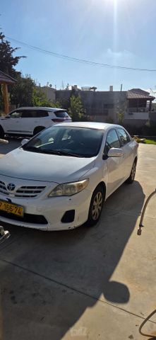 טויוטה קורולה