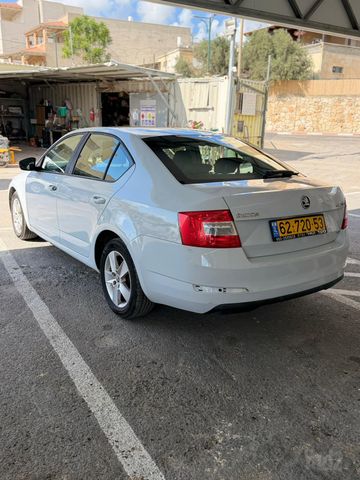 סקודה אוקטביה