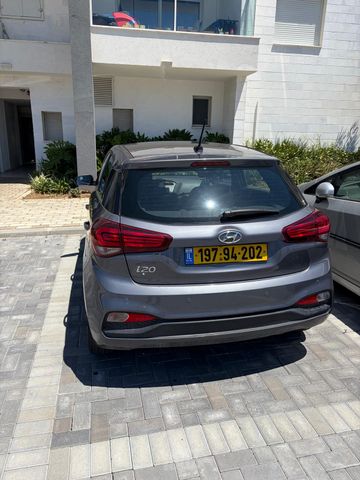 יונדאי i20